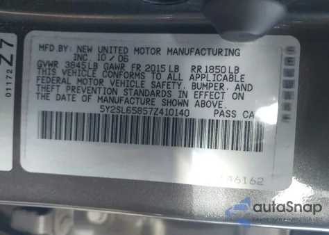 2007 Pontiac Vibe z USA, uszkodzony, nr VIN 5Y2SL65857Z410140